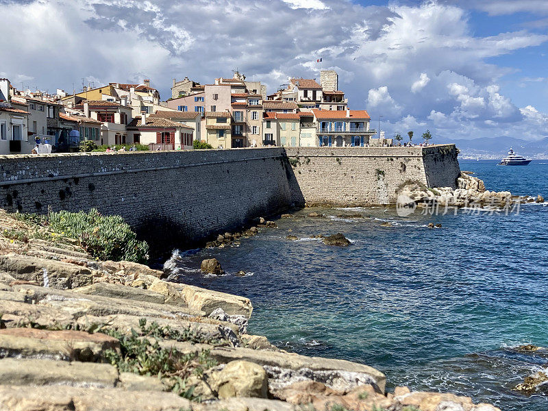 法国- Côte d 'Azur - Antibes -老城和大海